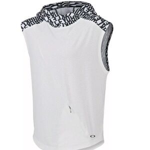 Oakley High Tide Sleeveless Hoodie. Size XSmall. EUC